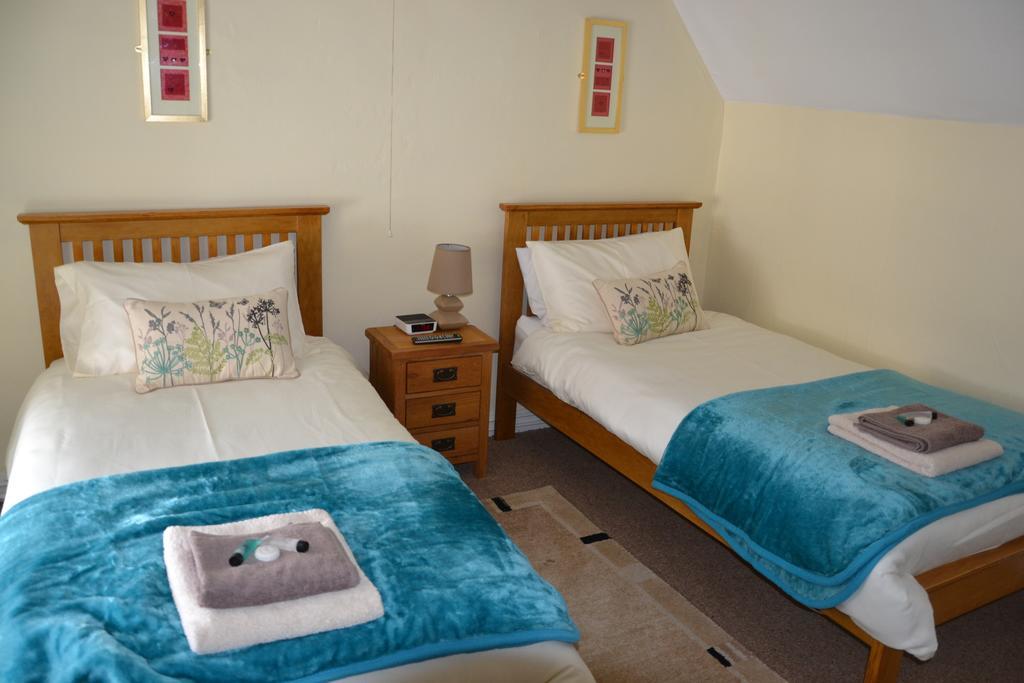 Crown Hotel Corwen Room photo